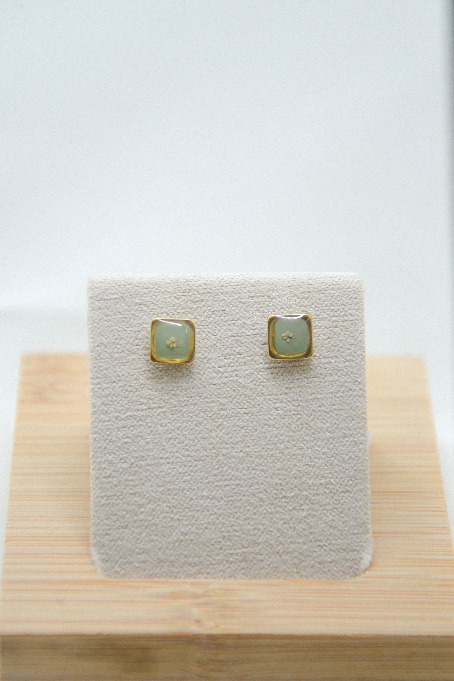 Queen Anne’s Lace Studs