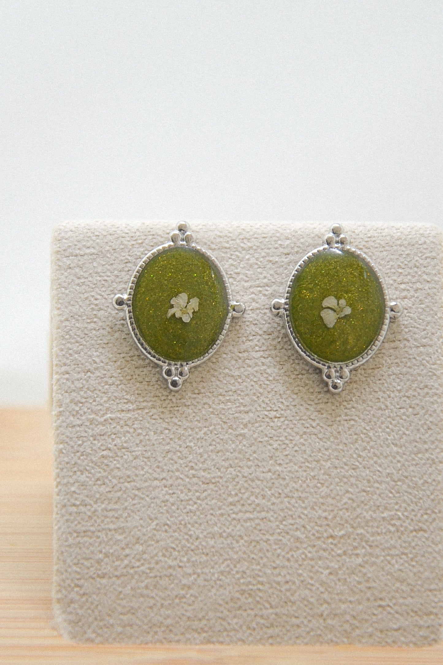 Queen Anne’s Lace Studs