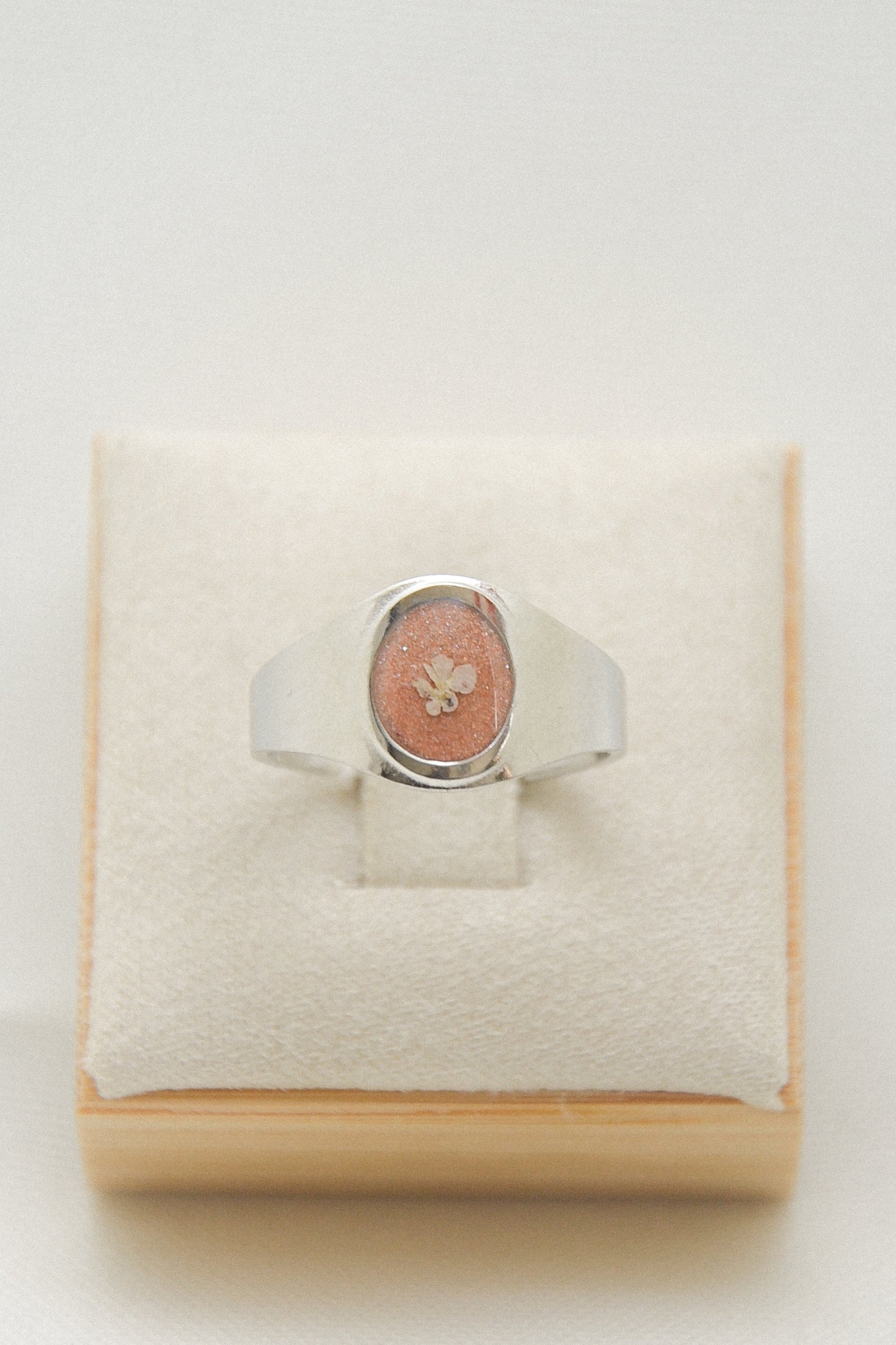 Flower ring