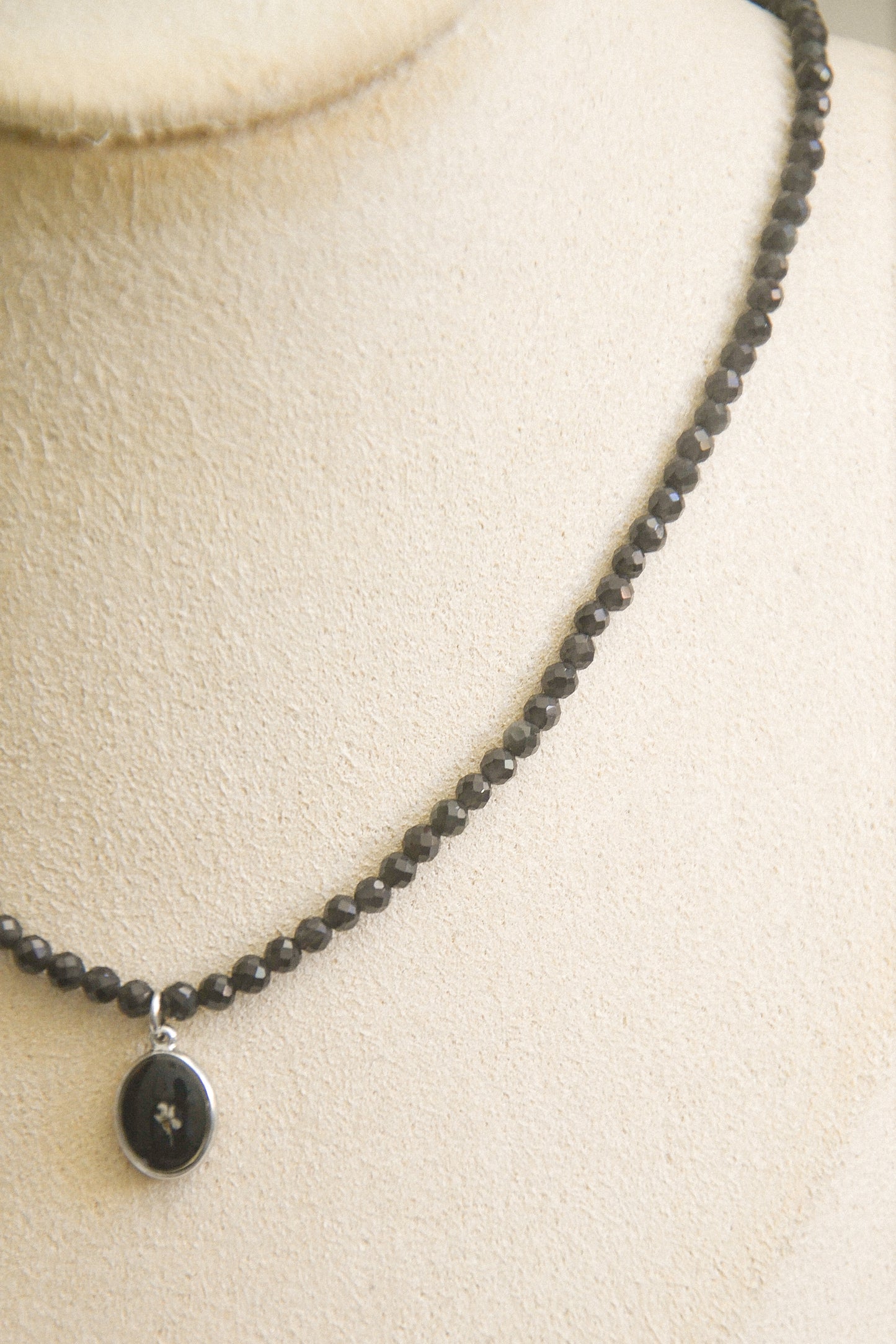 Onix necklace
