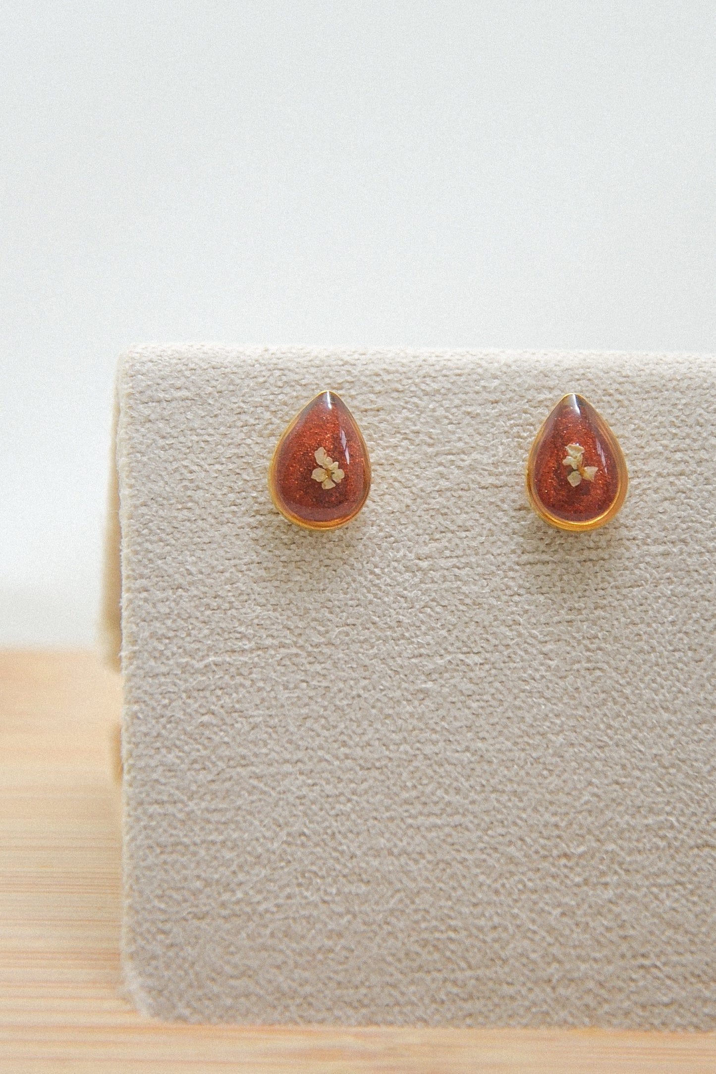 Queen Anne’s Lace Studs