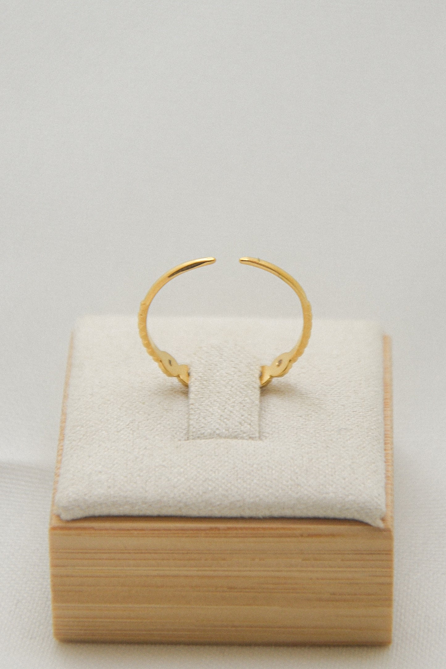 Flower ring