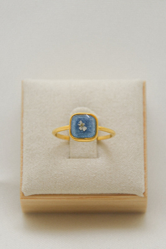 Flower ring