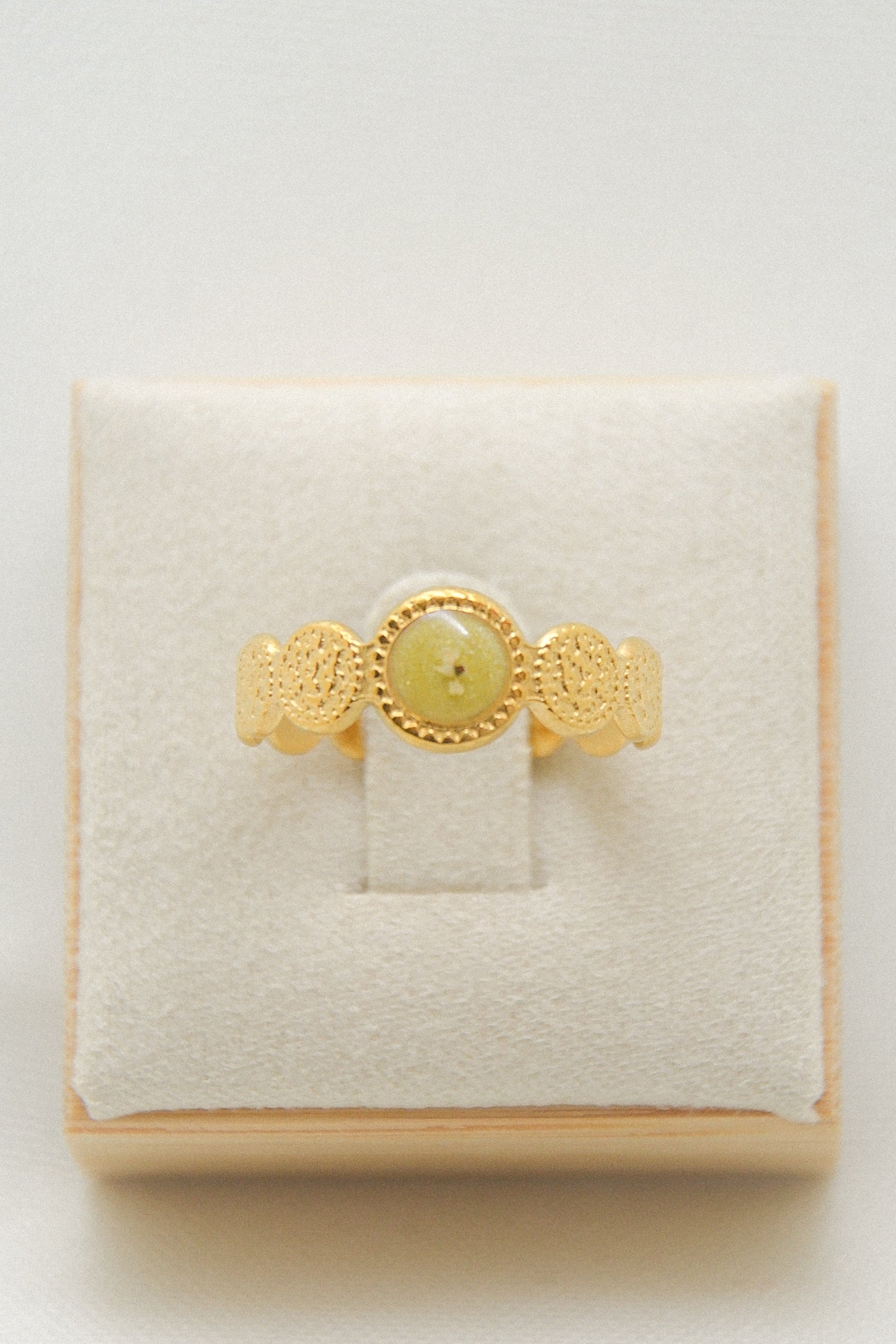Flower ring