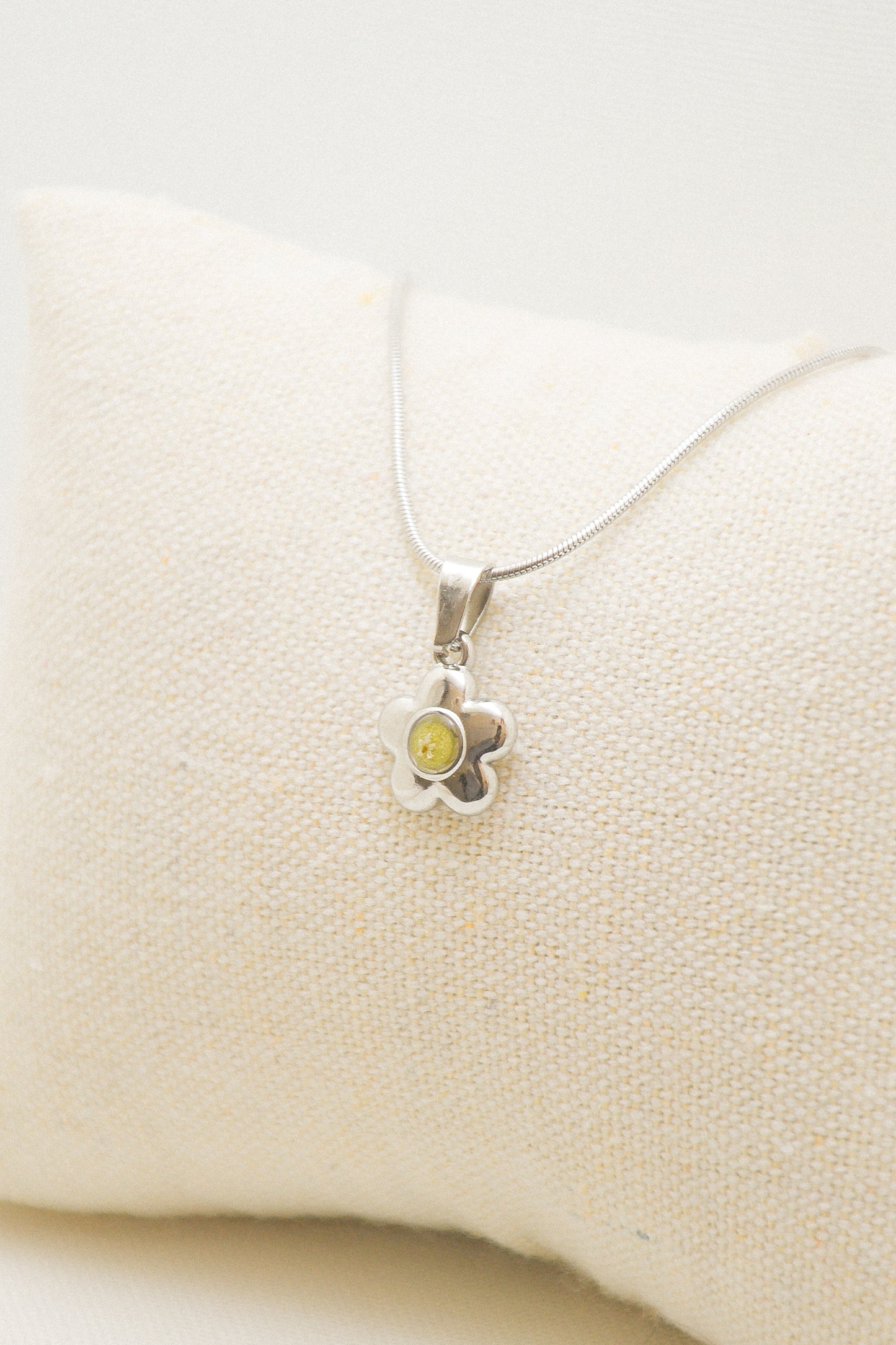 Flower necklace