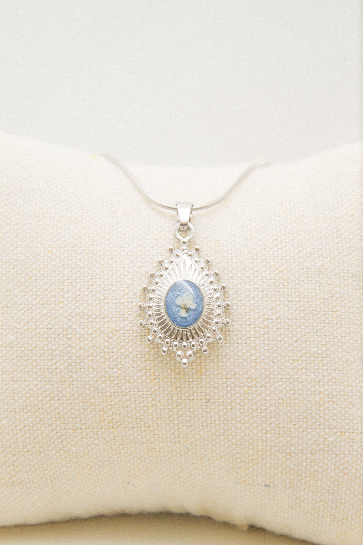 Flower necklace