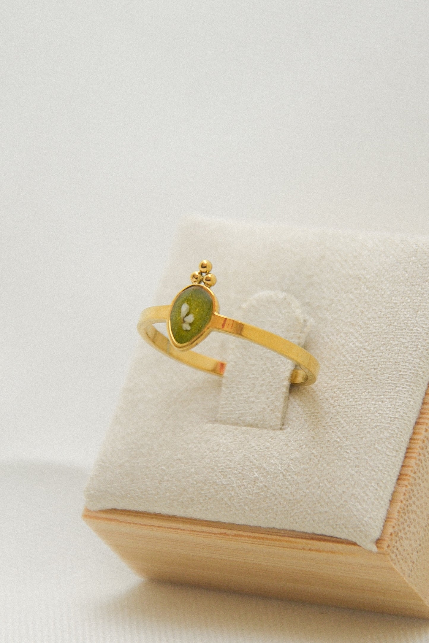 Flower ring