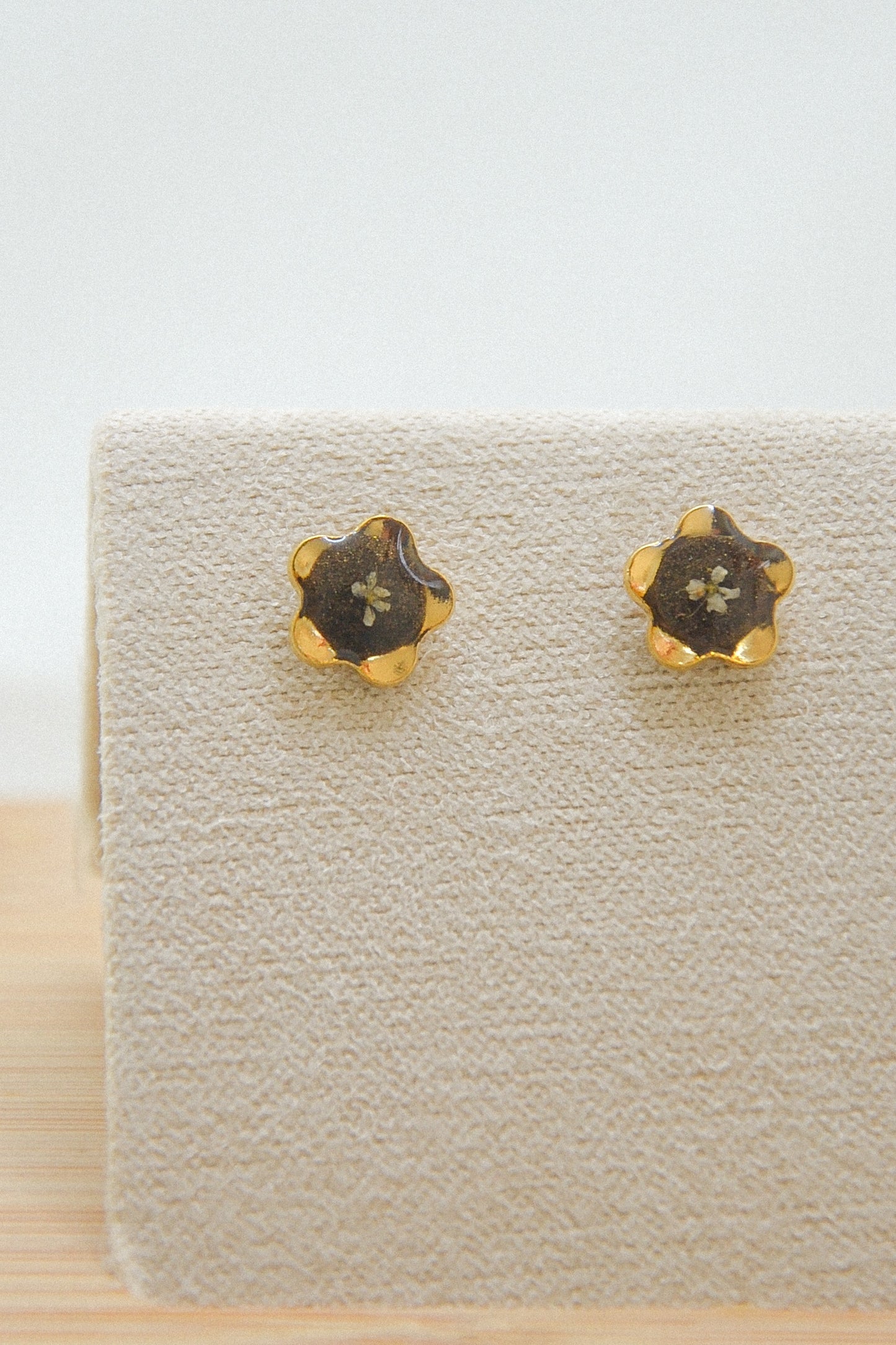 Queen Anne’s Lace Studs