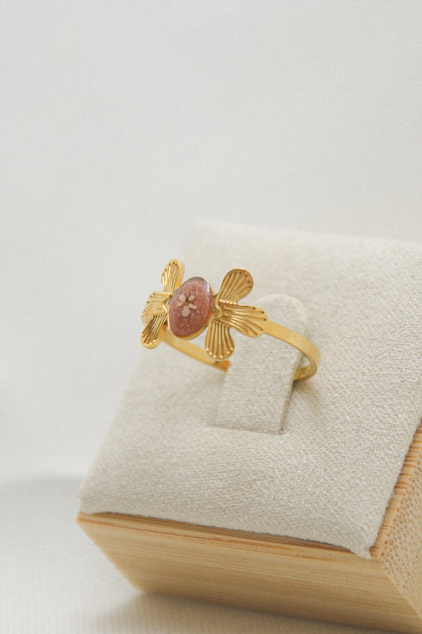 Flower ring