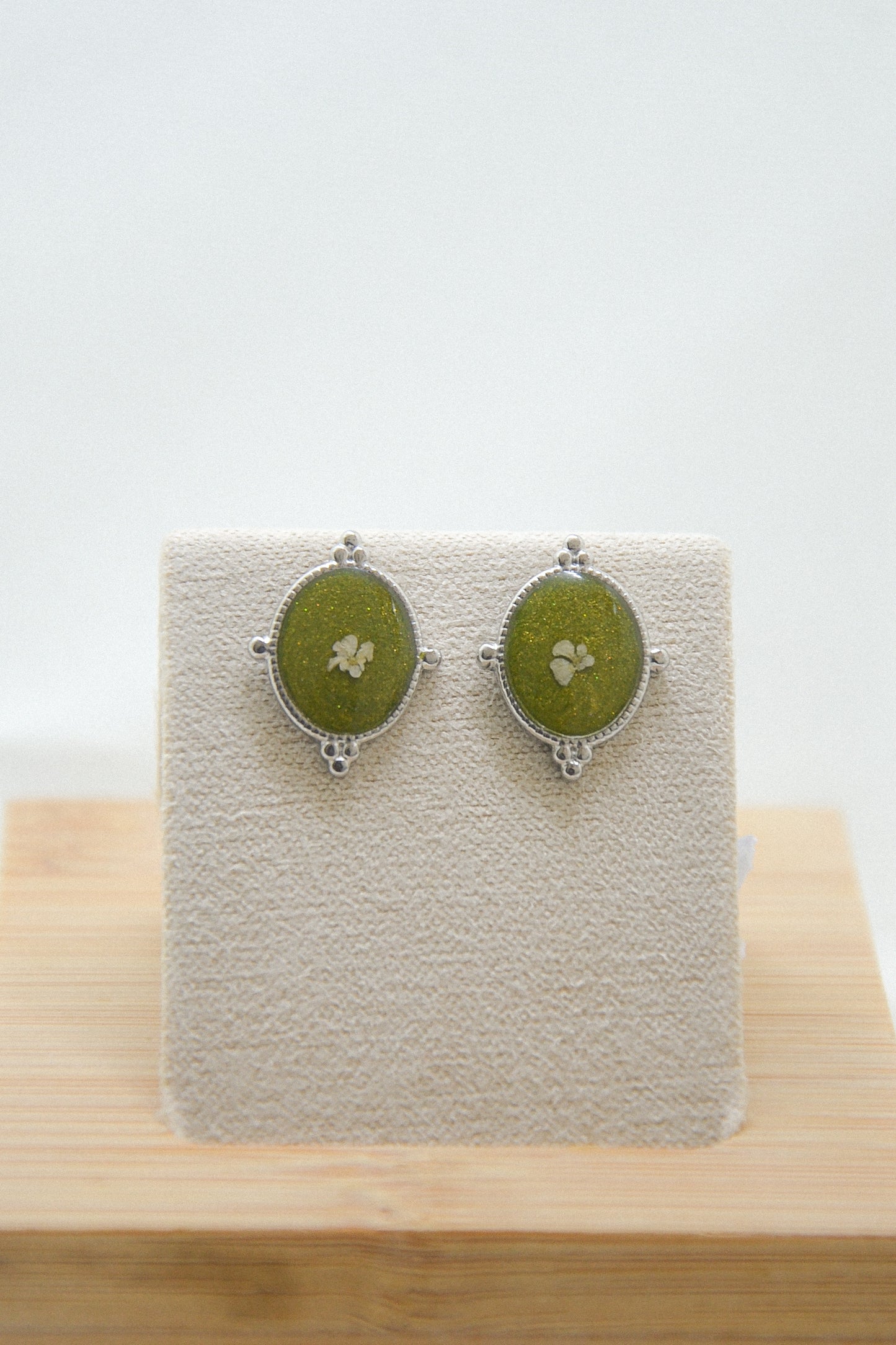 Queen Anne’s Lace Studs