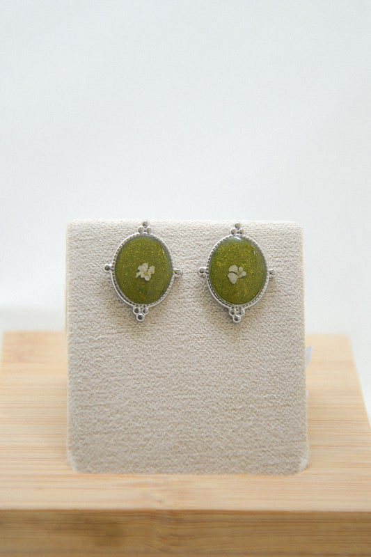 Queen Anne’s Lace Studs