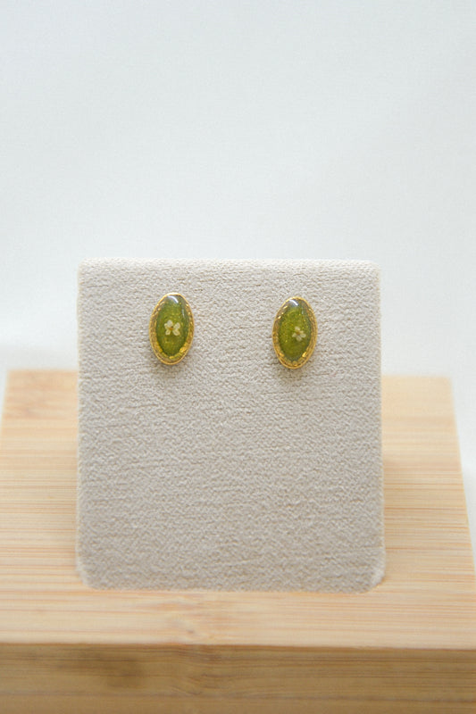 Queen Anne’s Lace Studs
