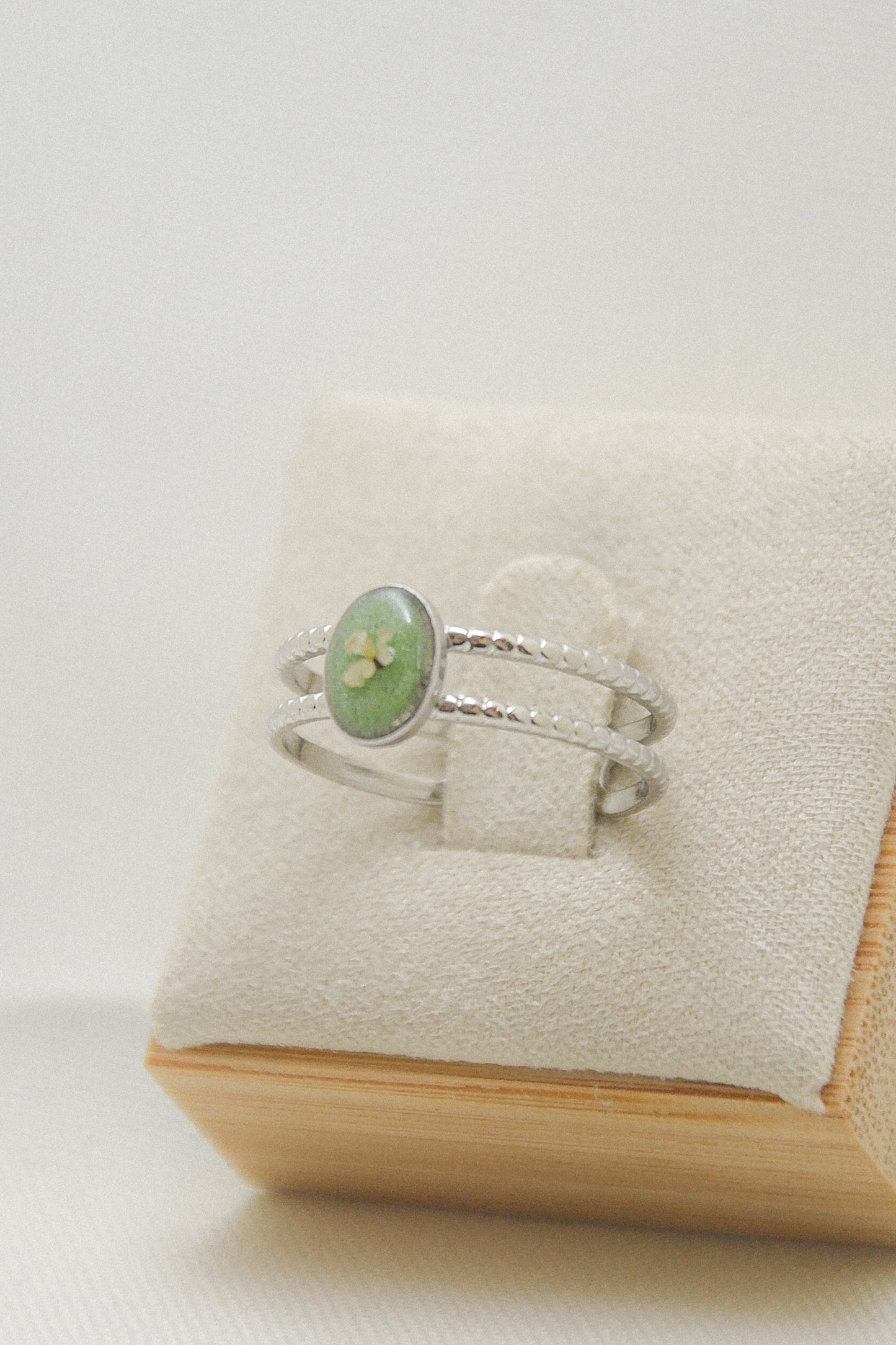 Flower ring