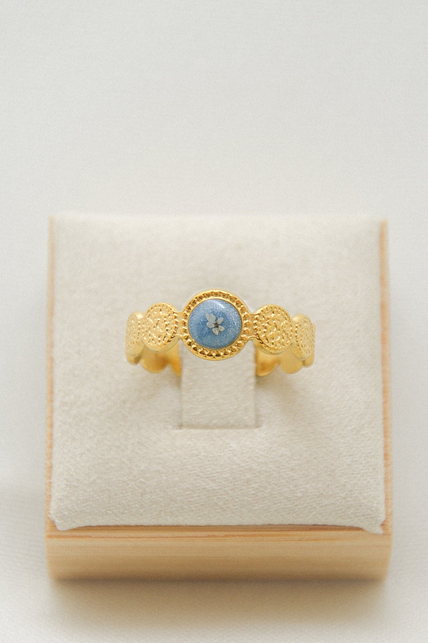 Flower ring