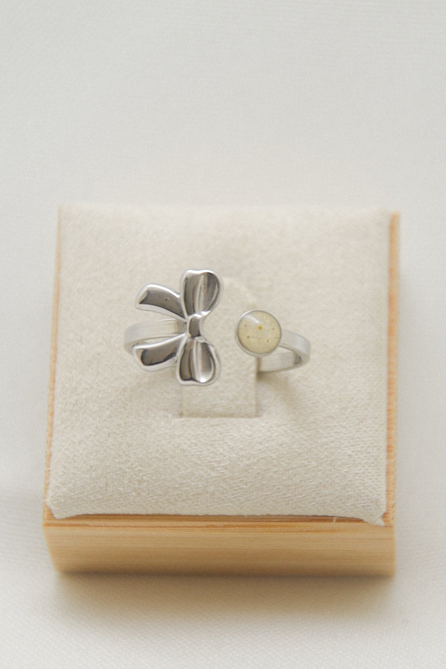 Flower ring