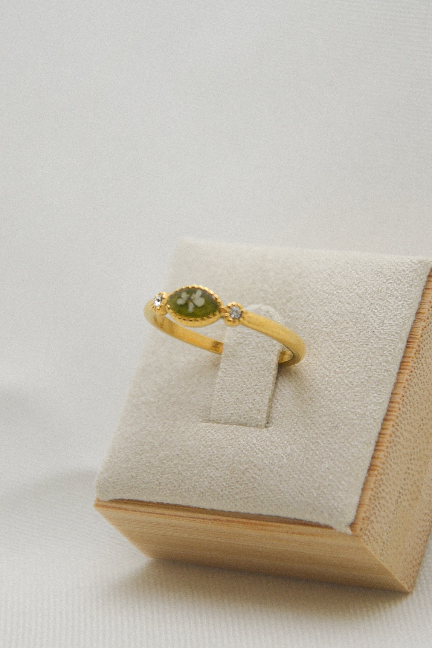 Flower ring