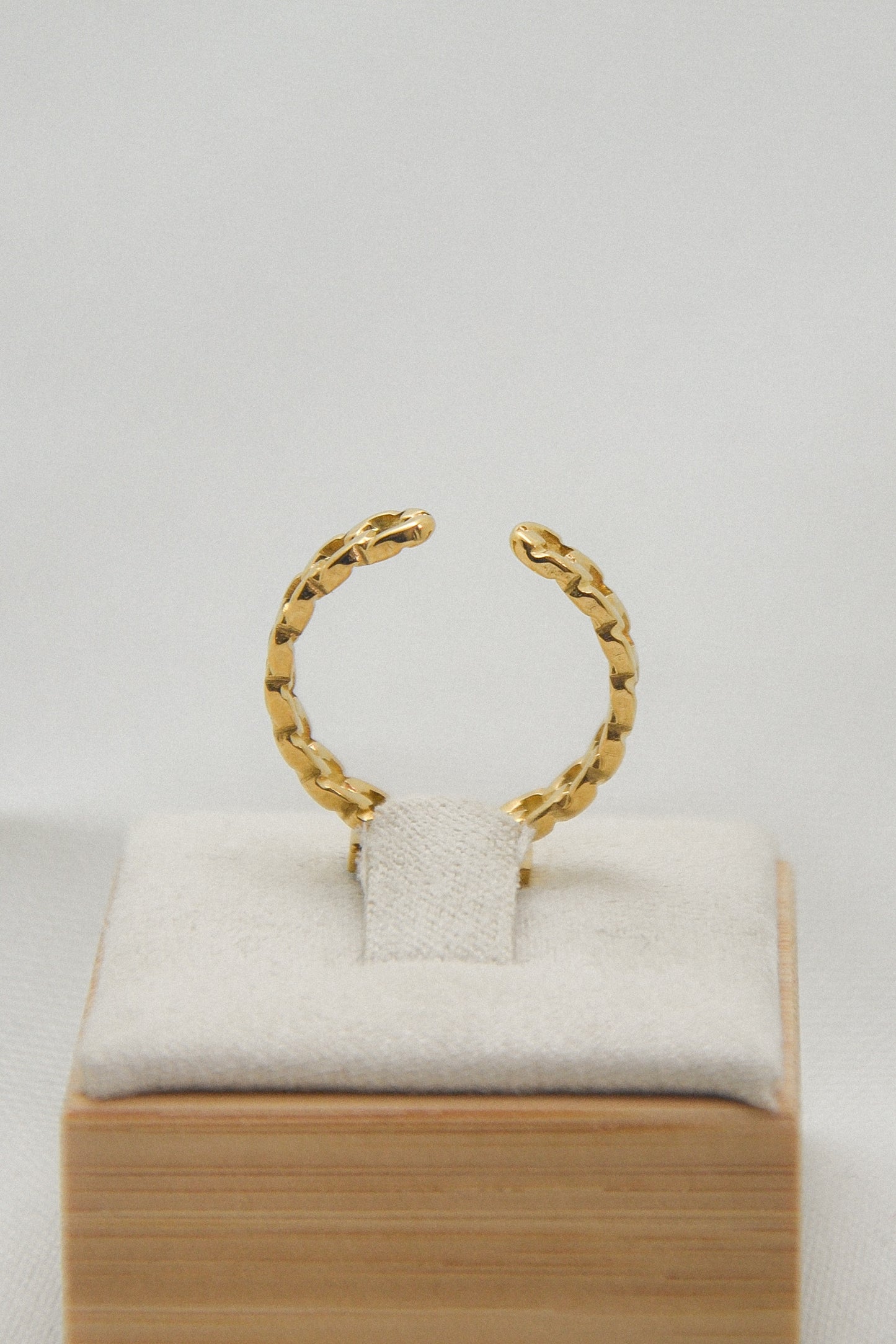 Flower ring