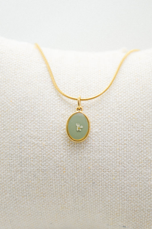 Flower necklace