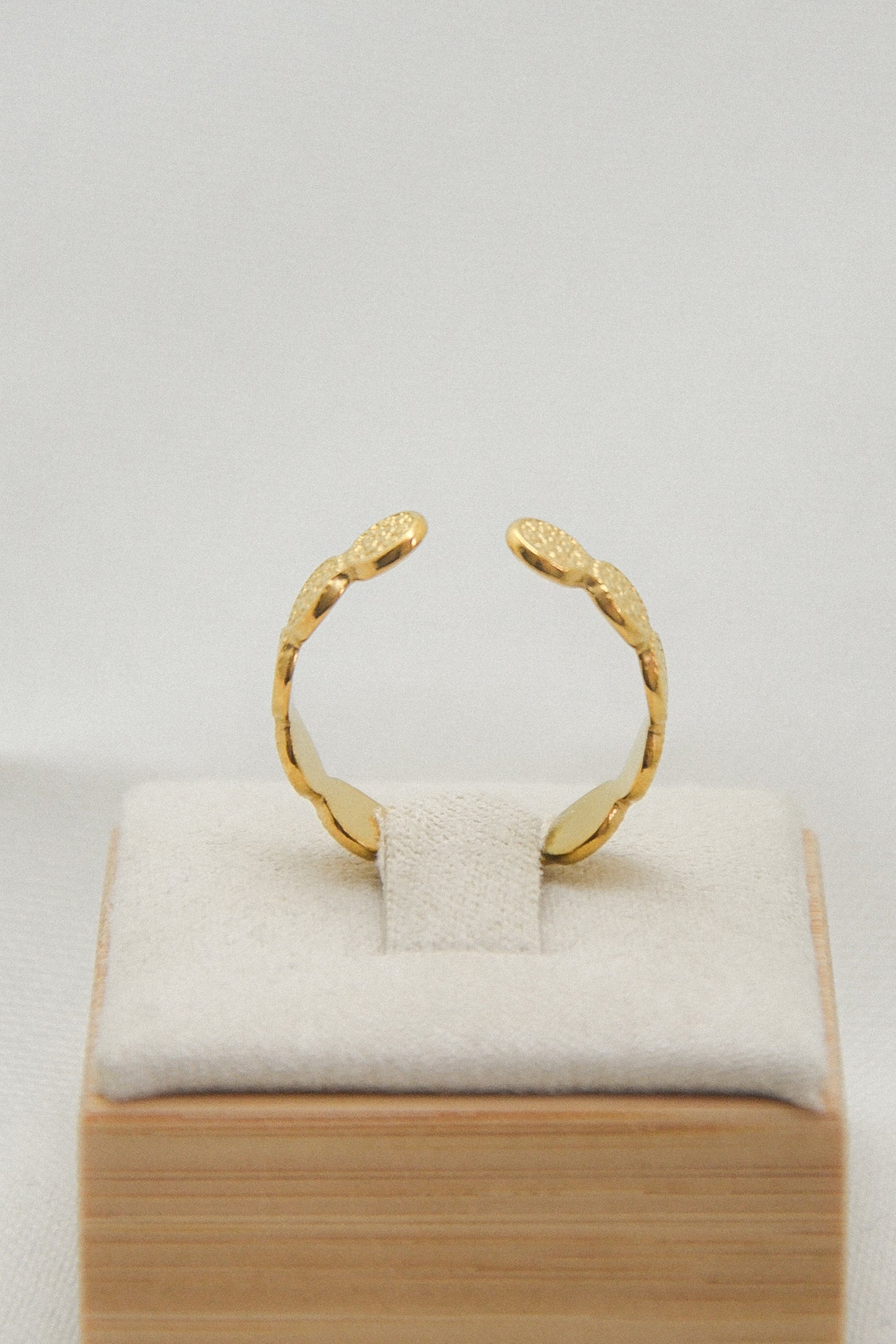 Flower ring
