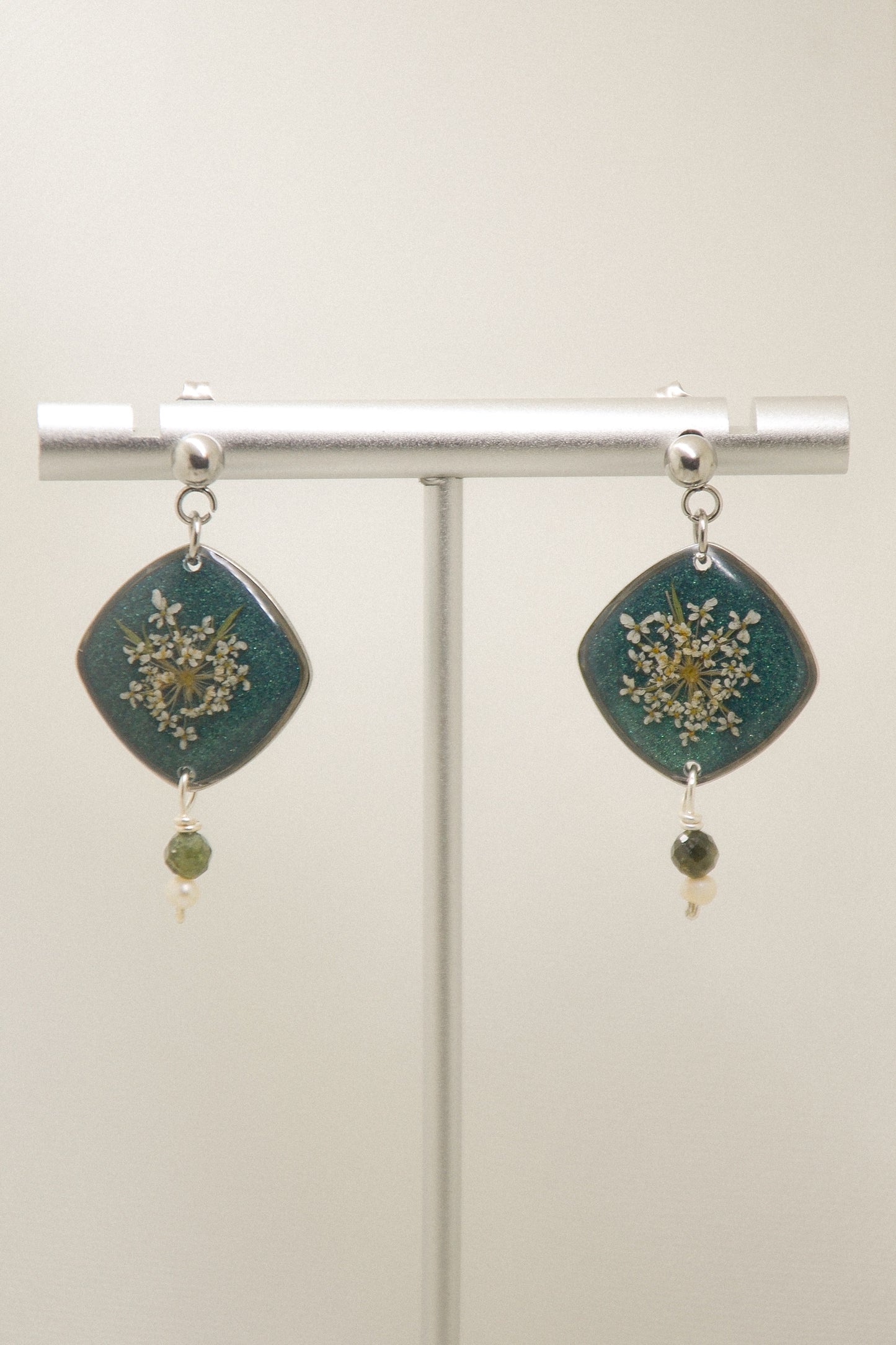 Queen Anne’s Lace & pearl earrings