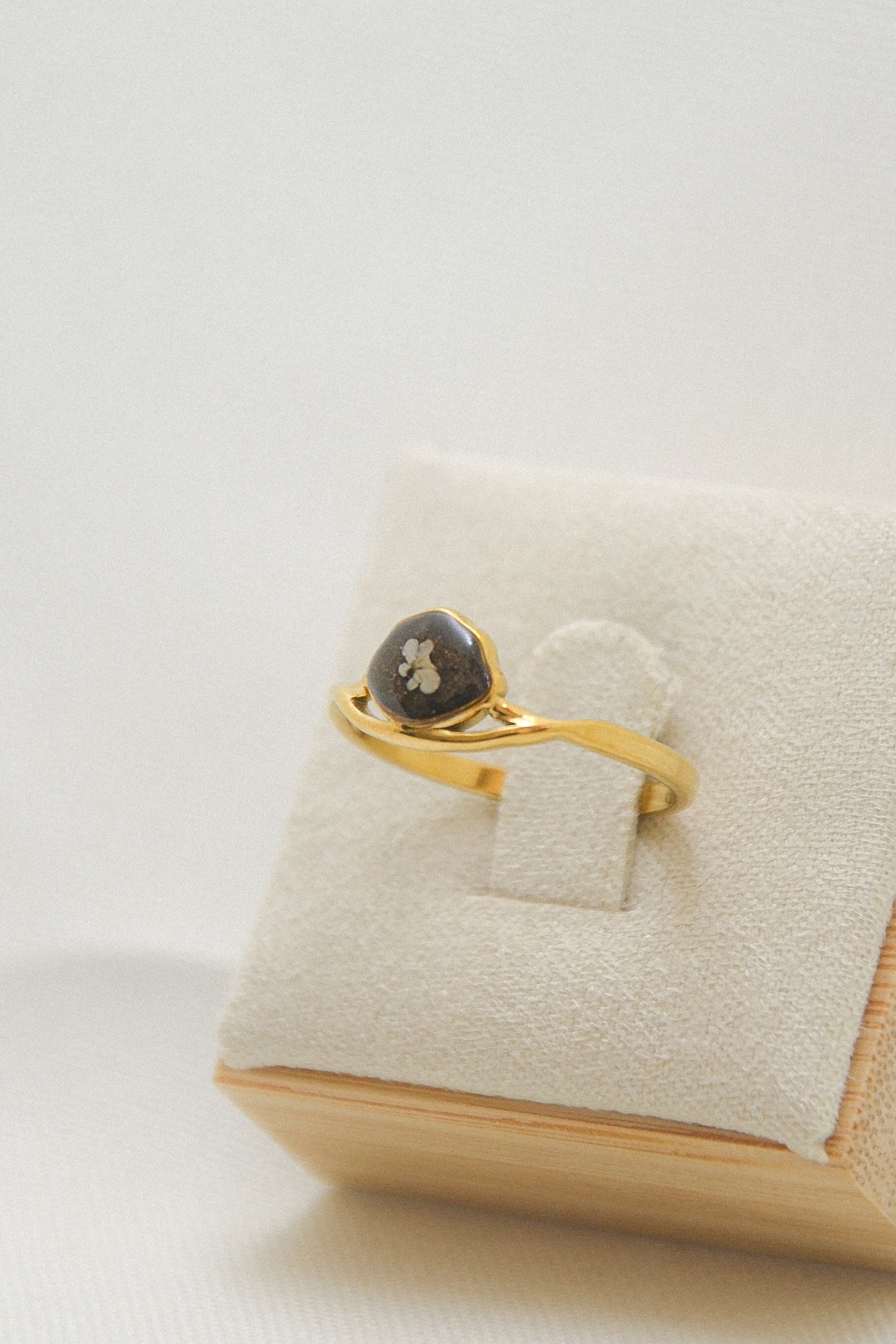 Flower ring