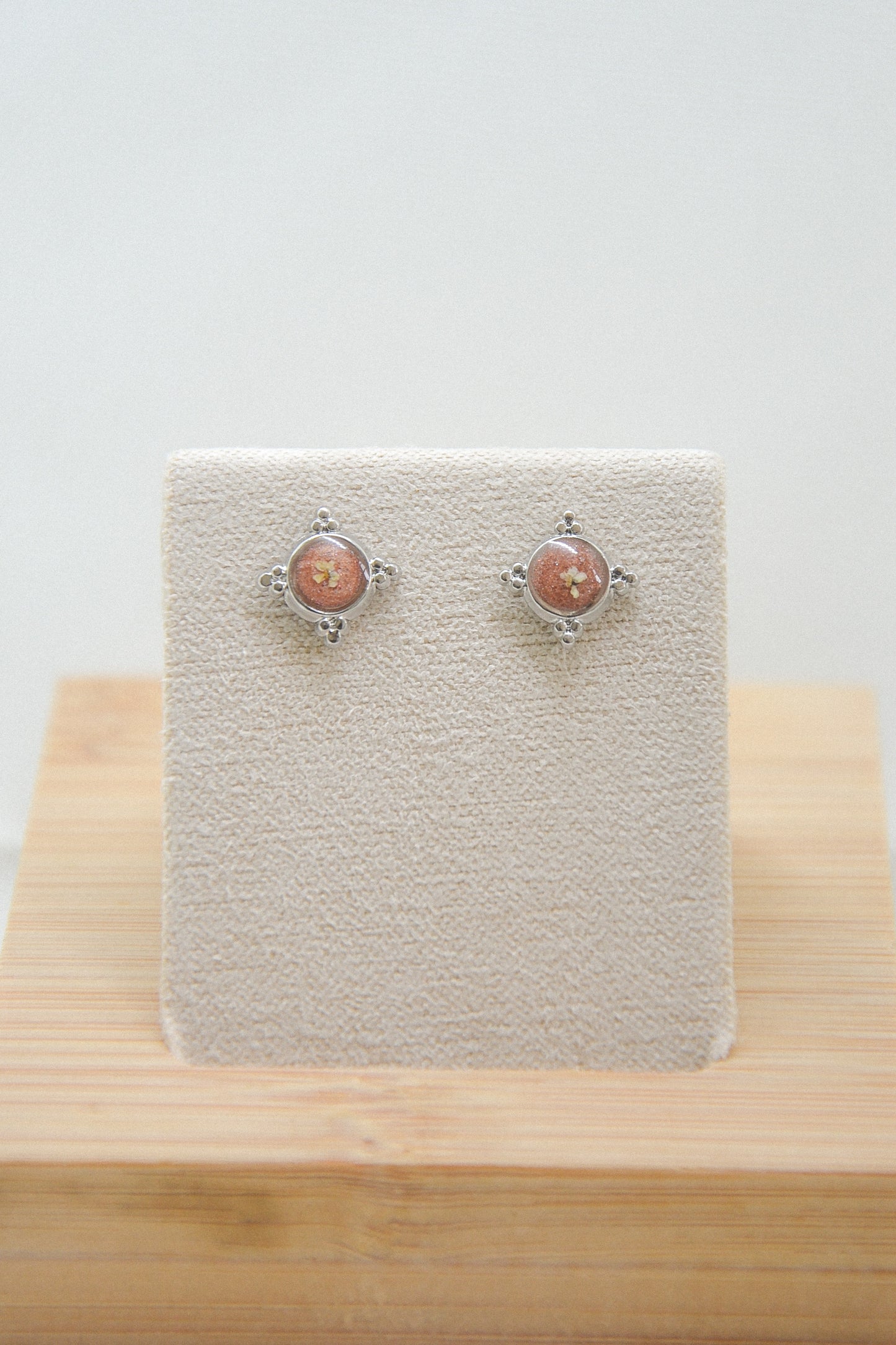 Queen Anne’s Lace Studs