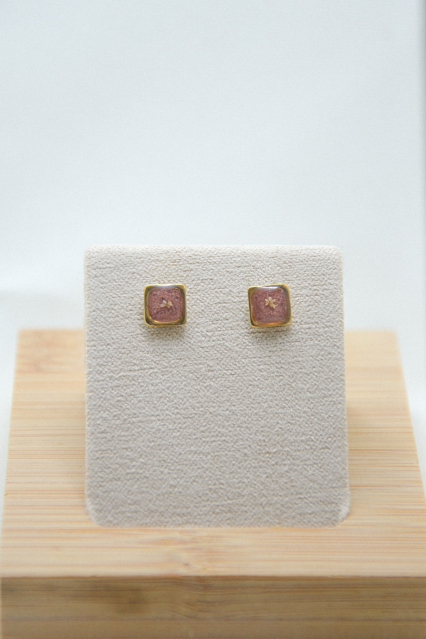Queen Anne’s Lace Studs