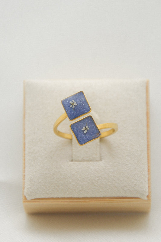Flower ring