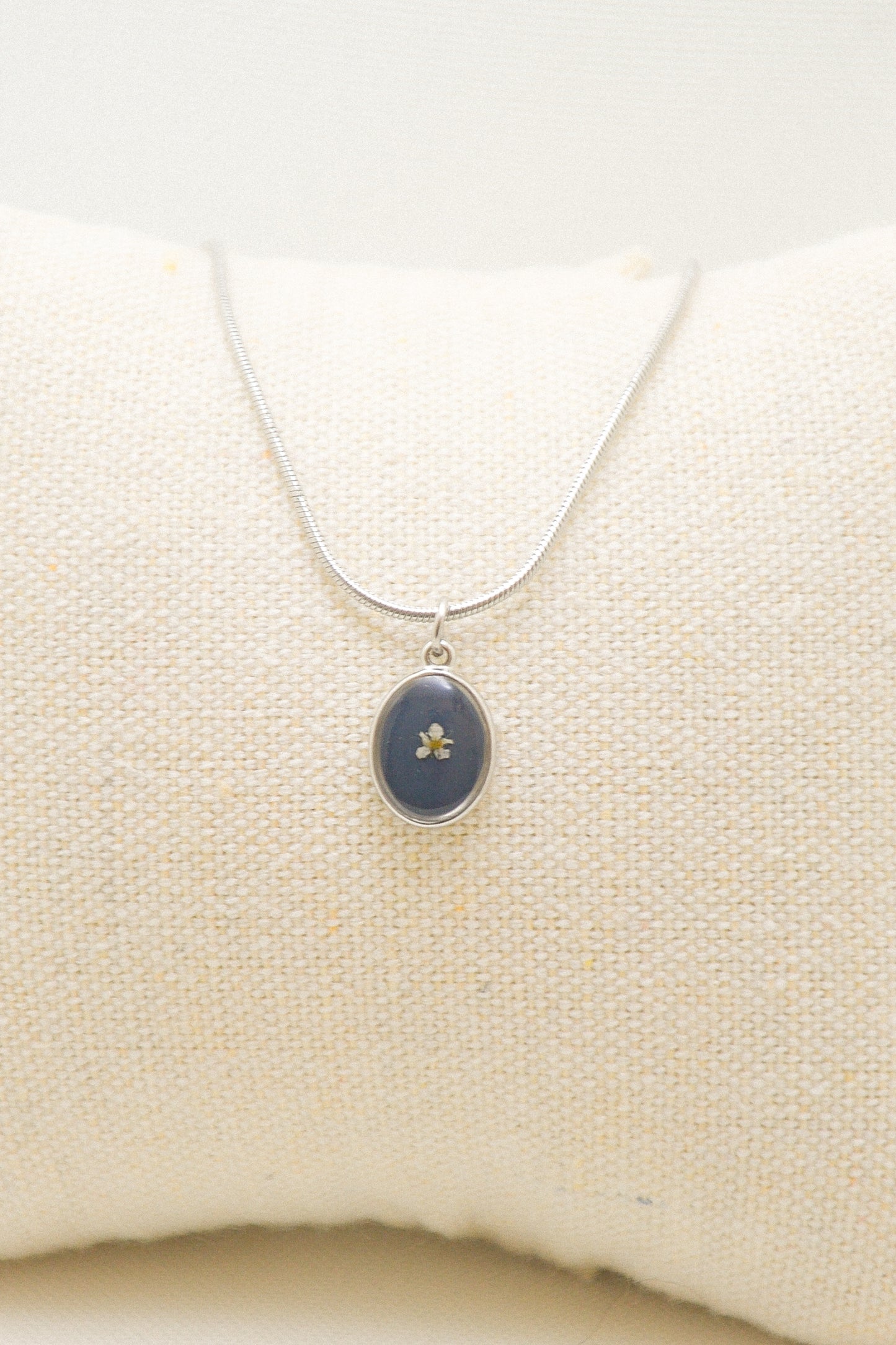 Flower necklace