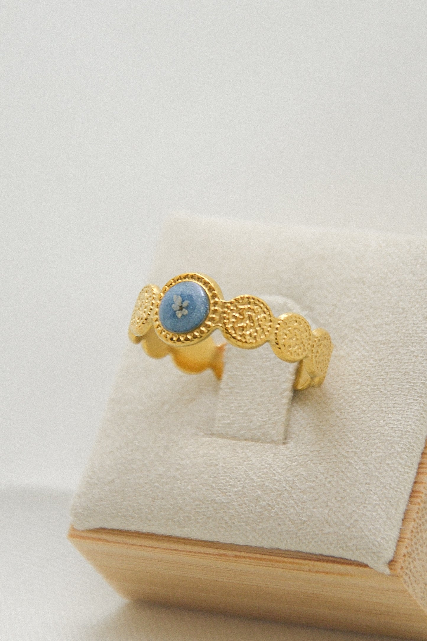 Flower ring