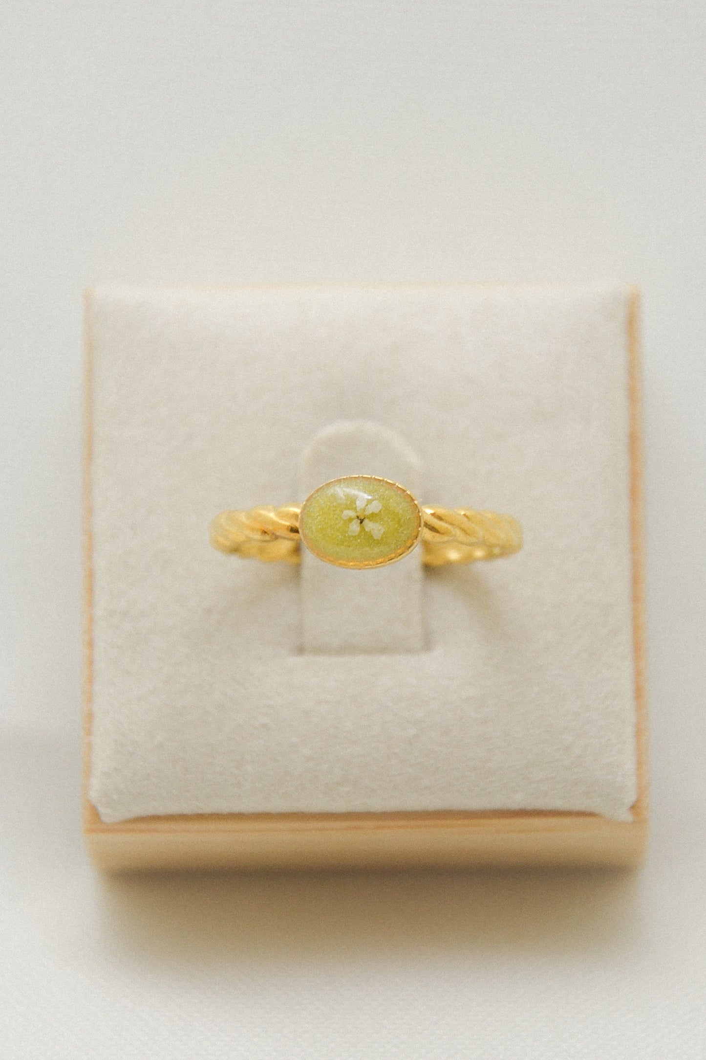Flower ring