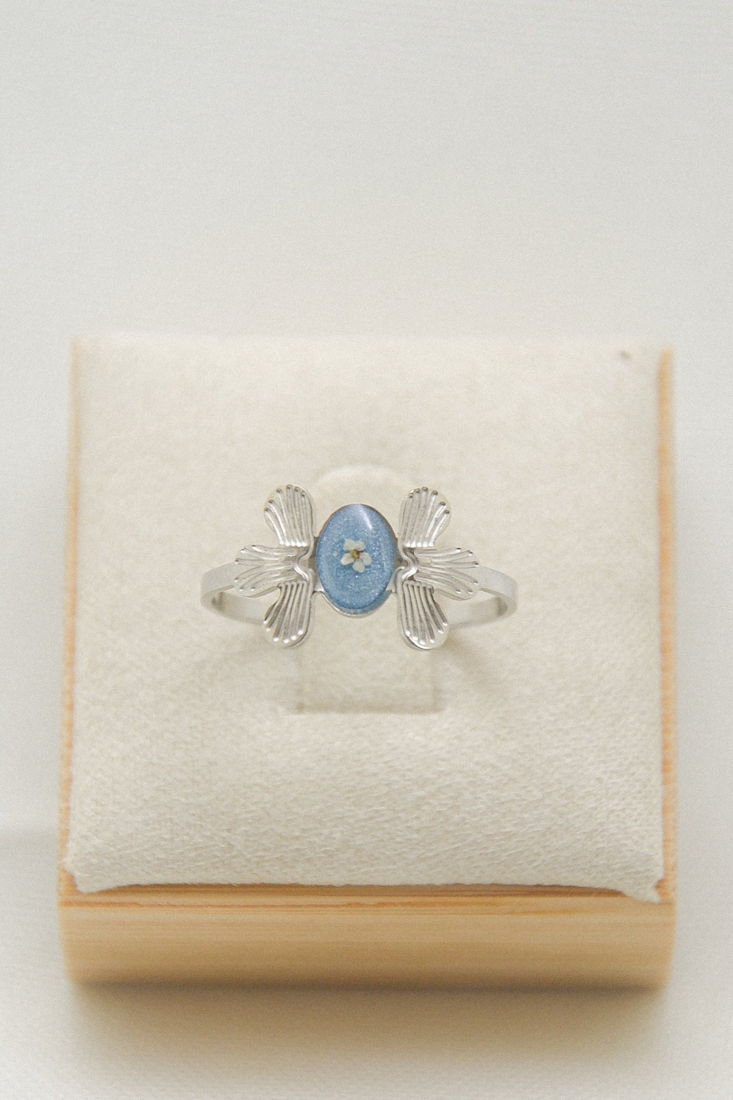 Flower ring
