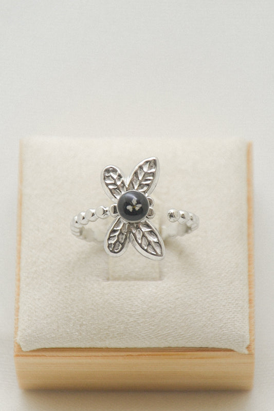 Flower ring