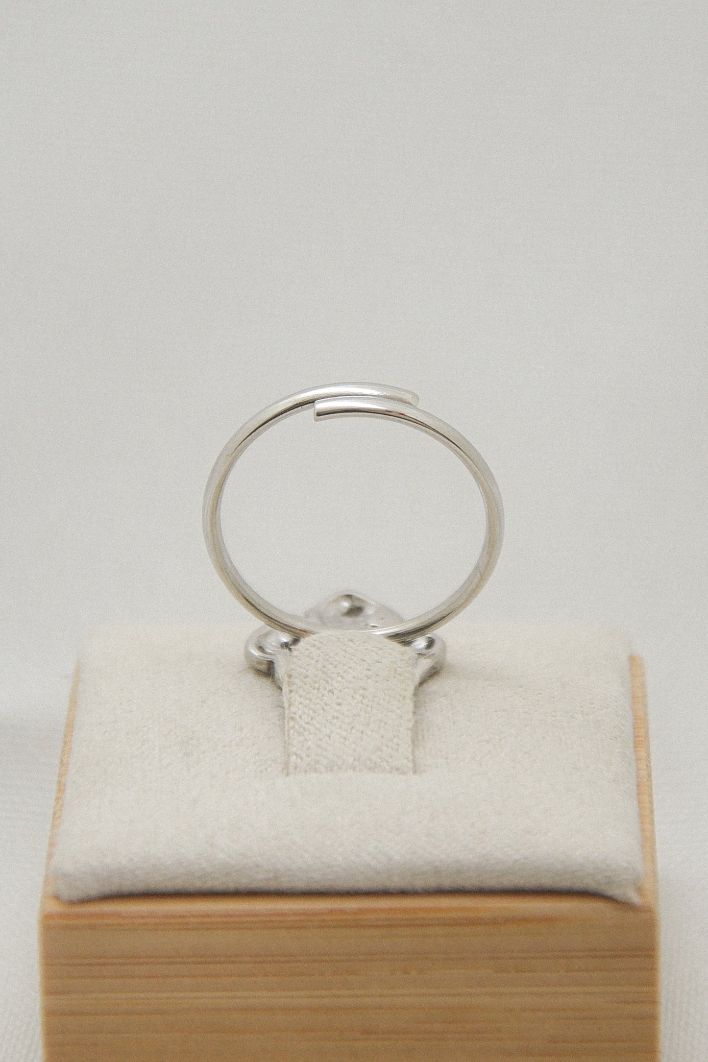 Flower ring