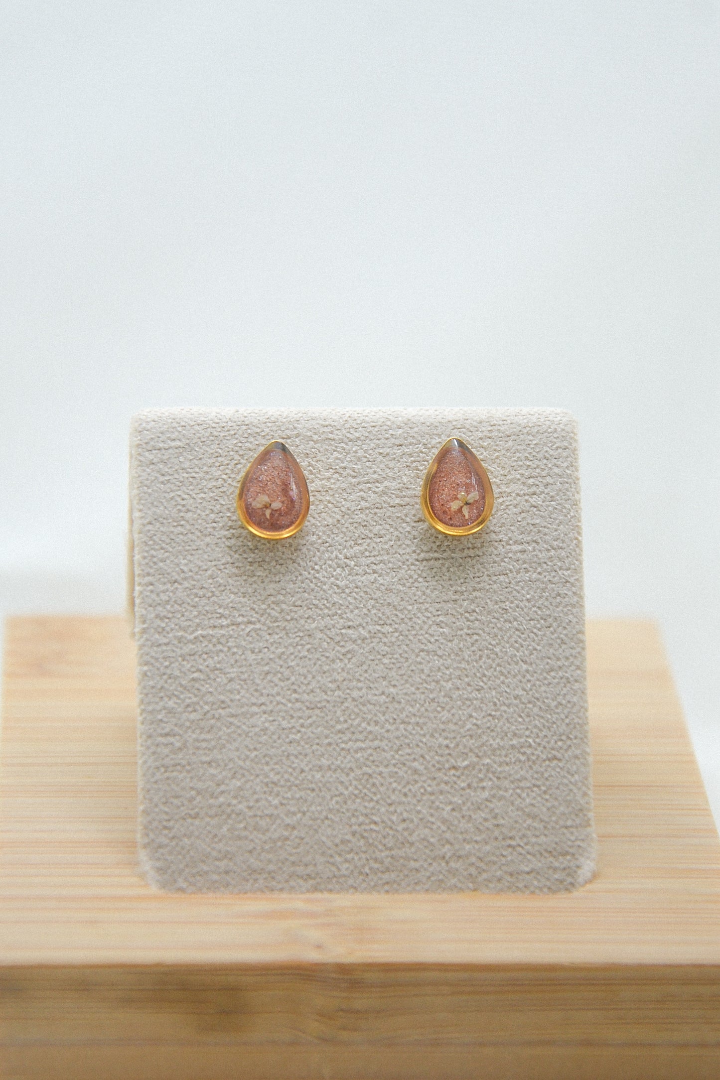 Queen Anne’s Lace Studs