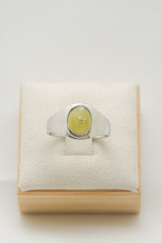 Flower ring