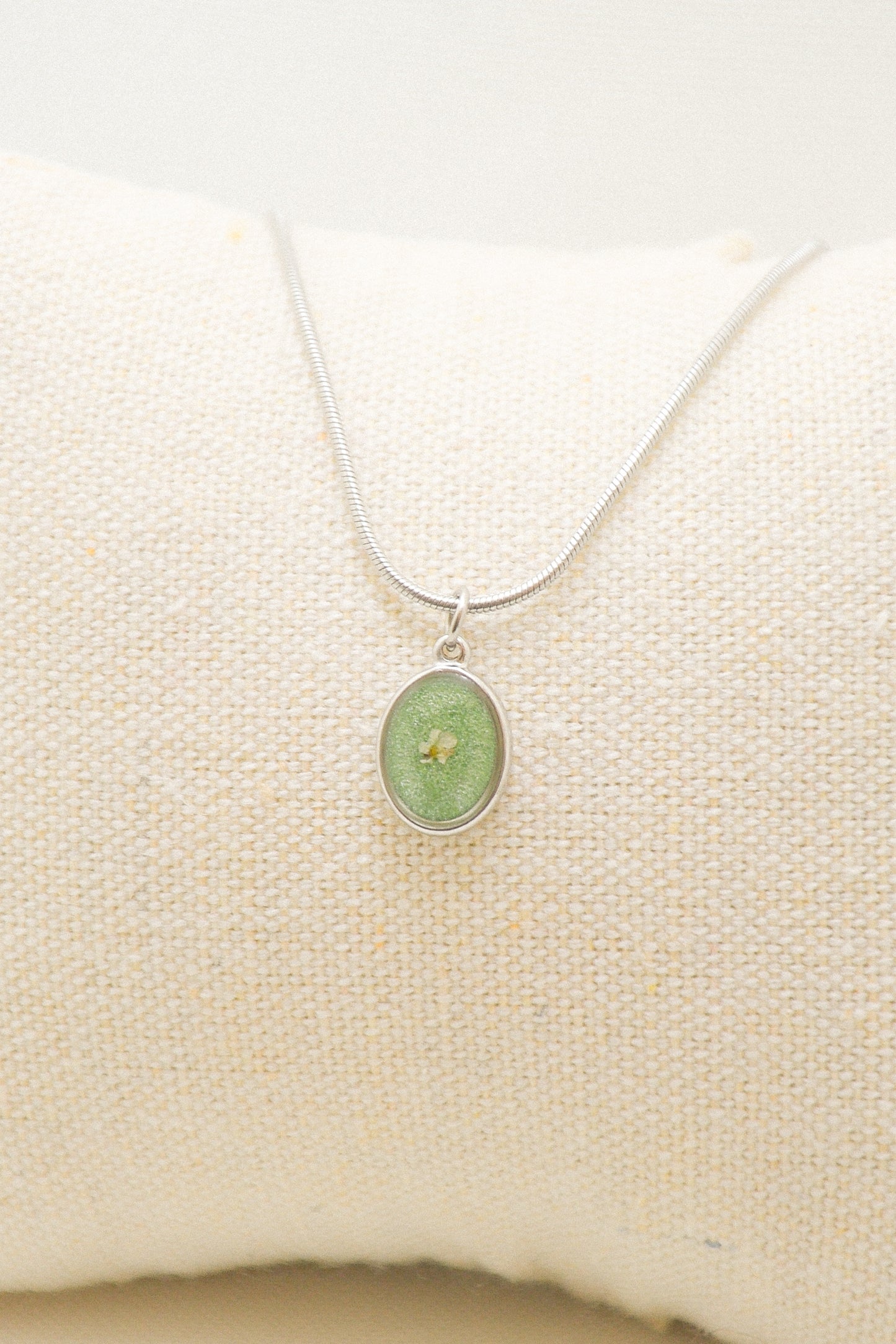 Flower necklace