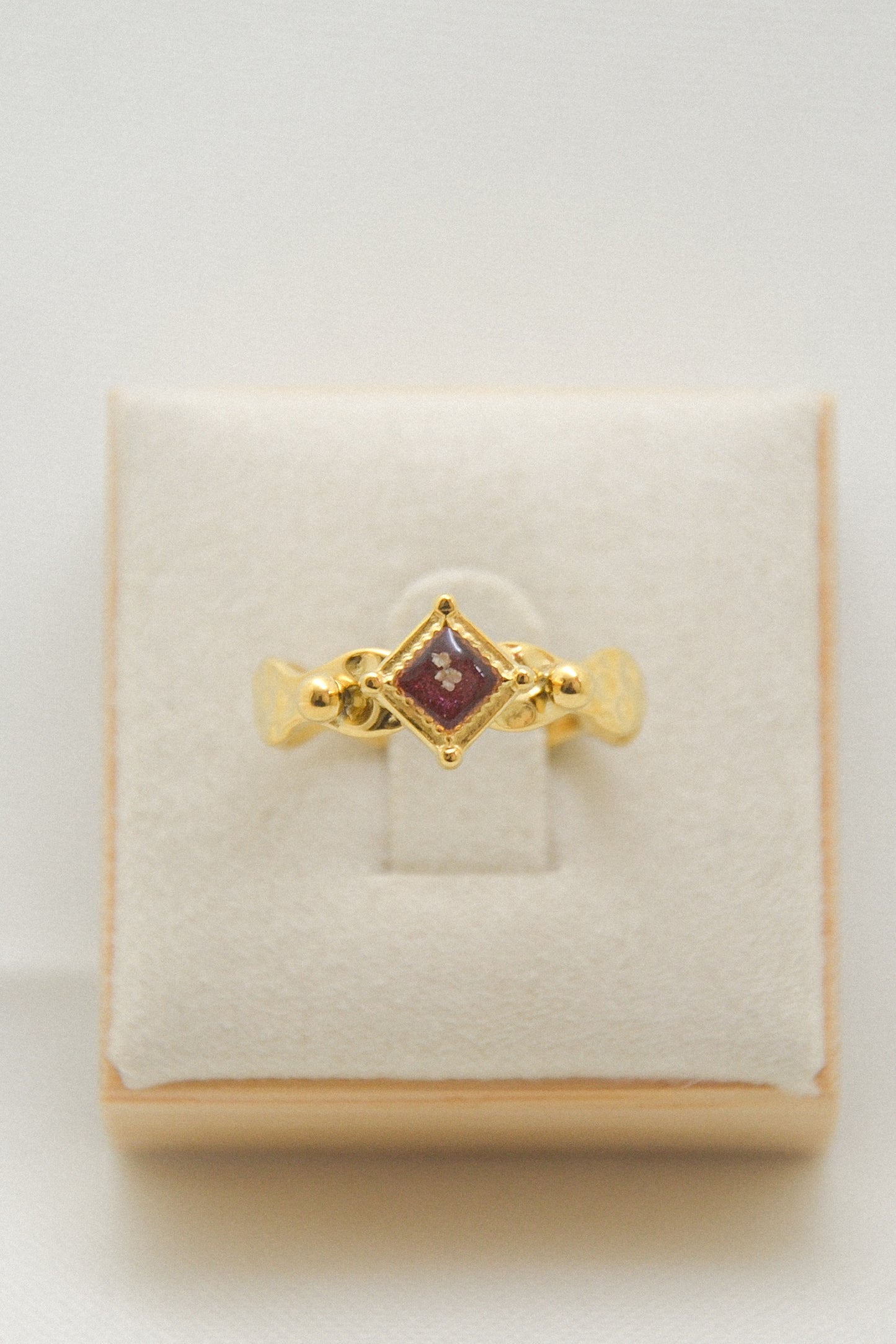 Flower ring