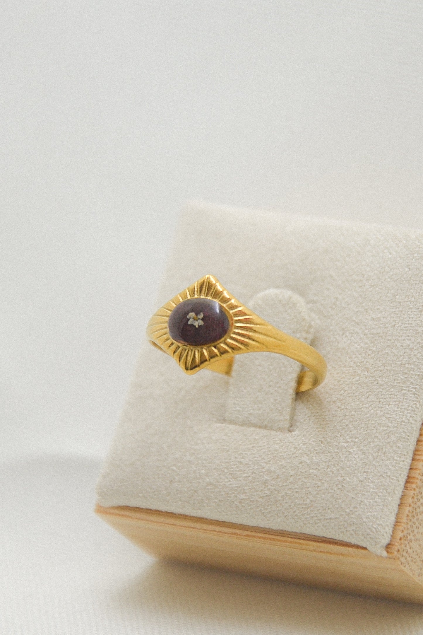 Flower ring