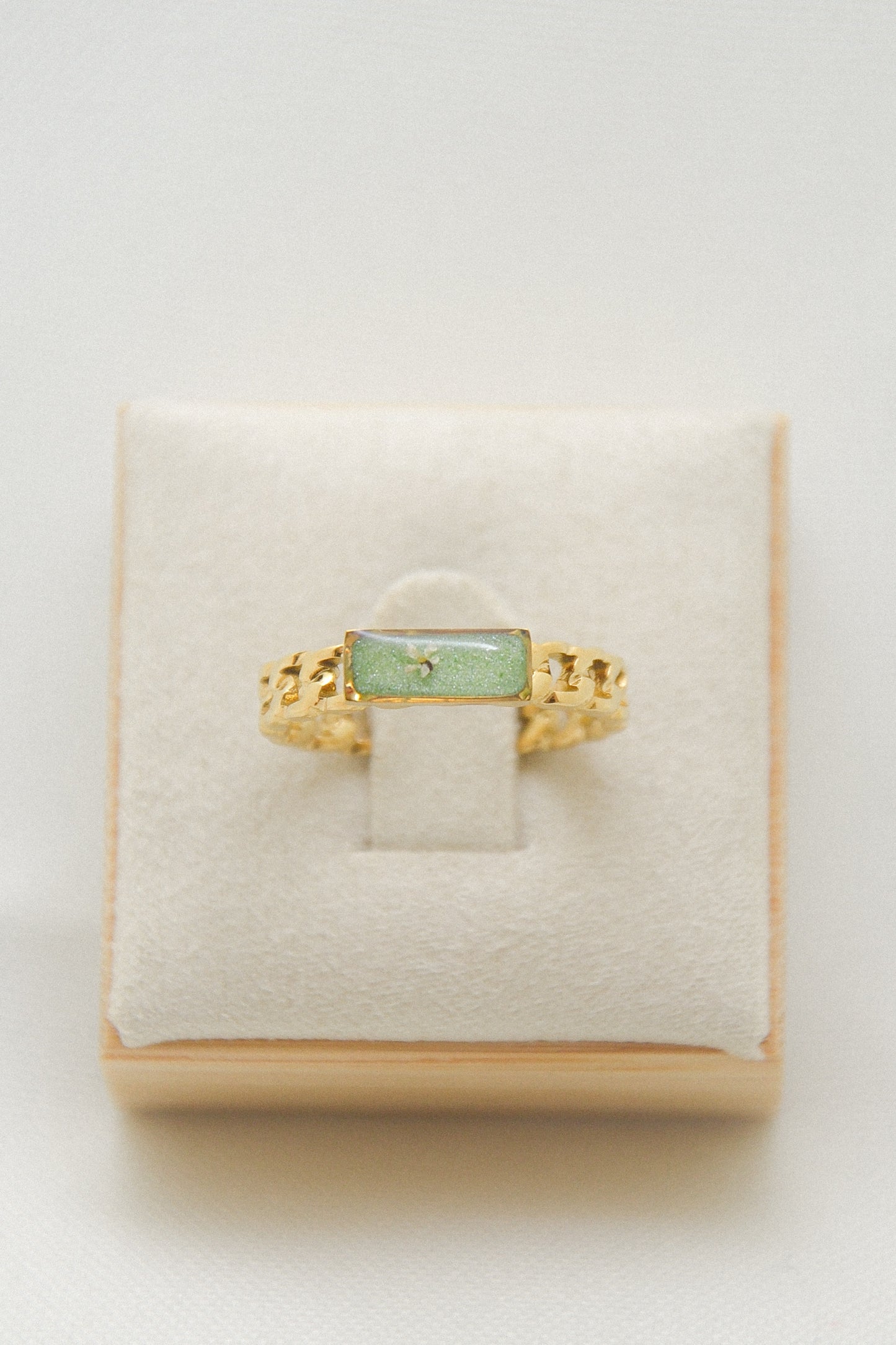 Flower ring