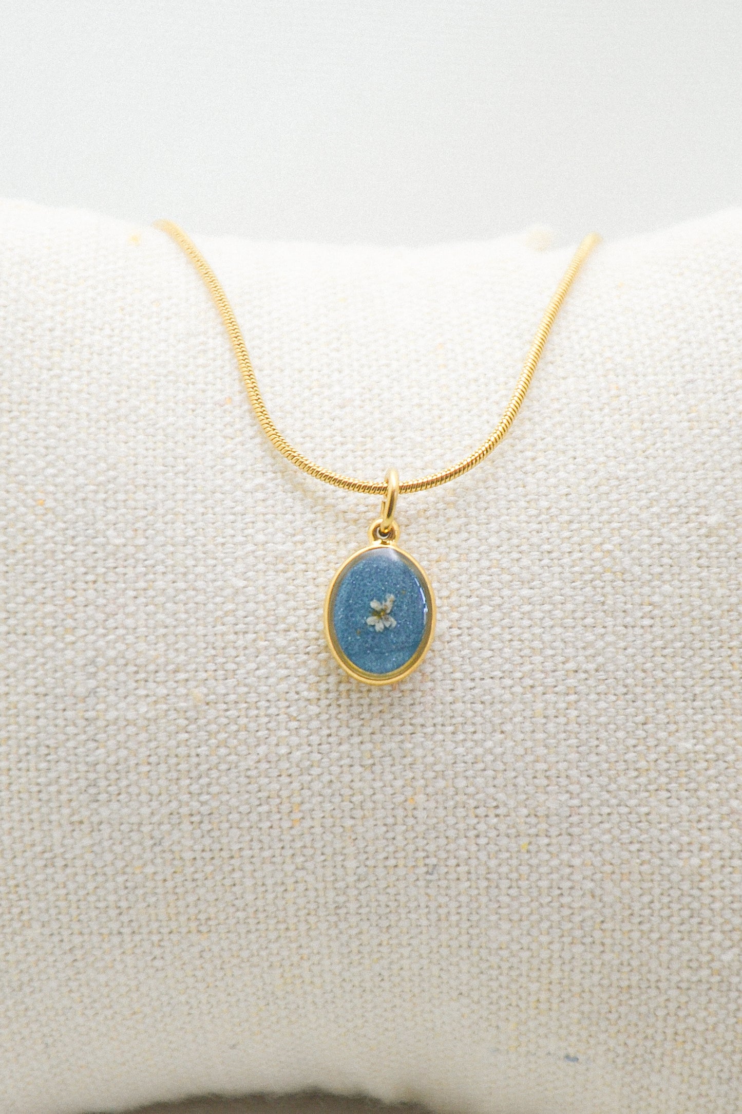 Flower necklace