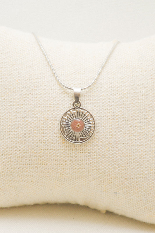 Flower necklace