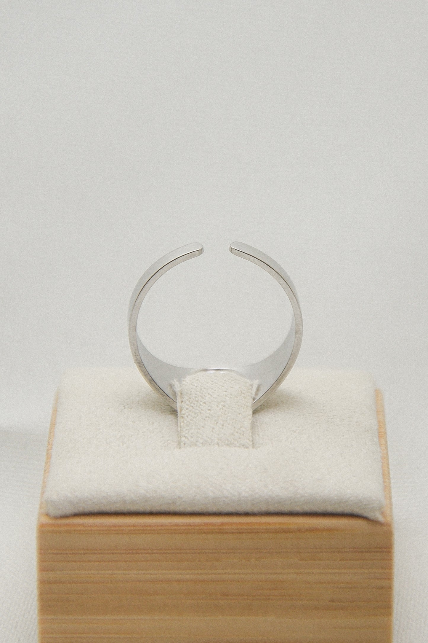 Flower ring
