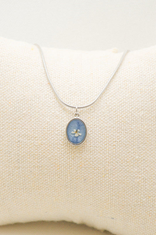 Flower necklace