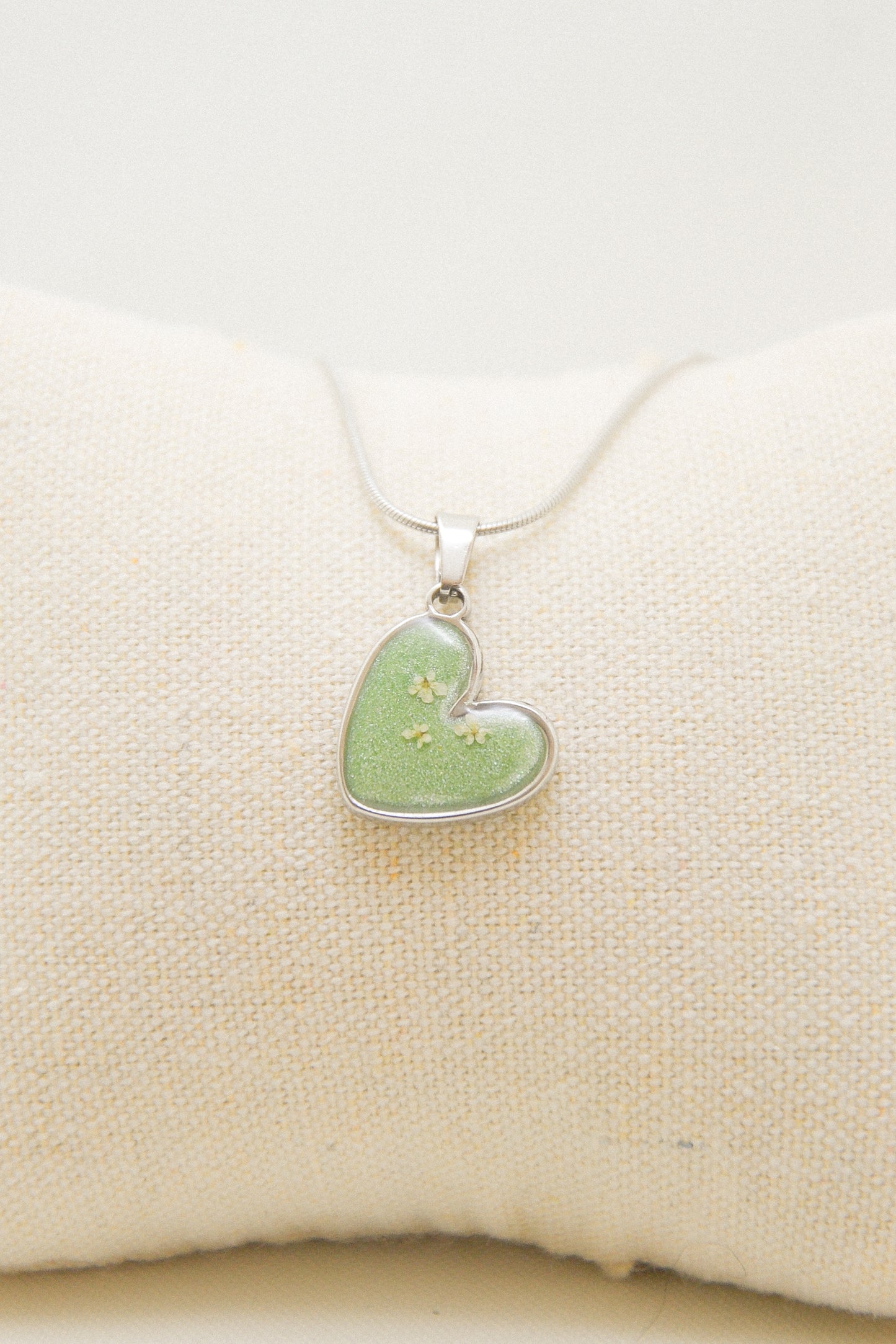 Flower necklace