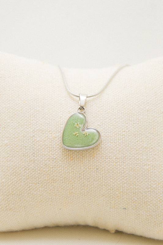 Flower necklace