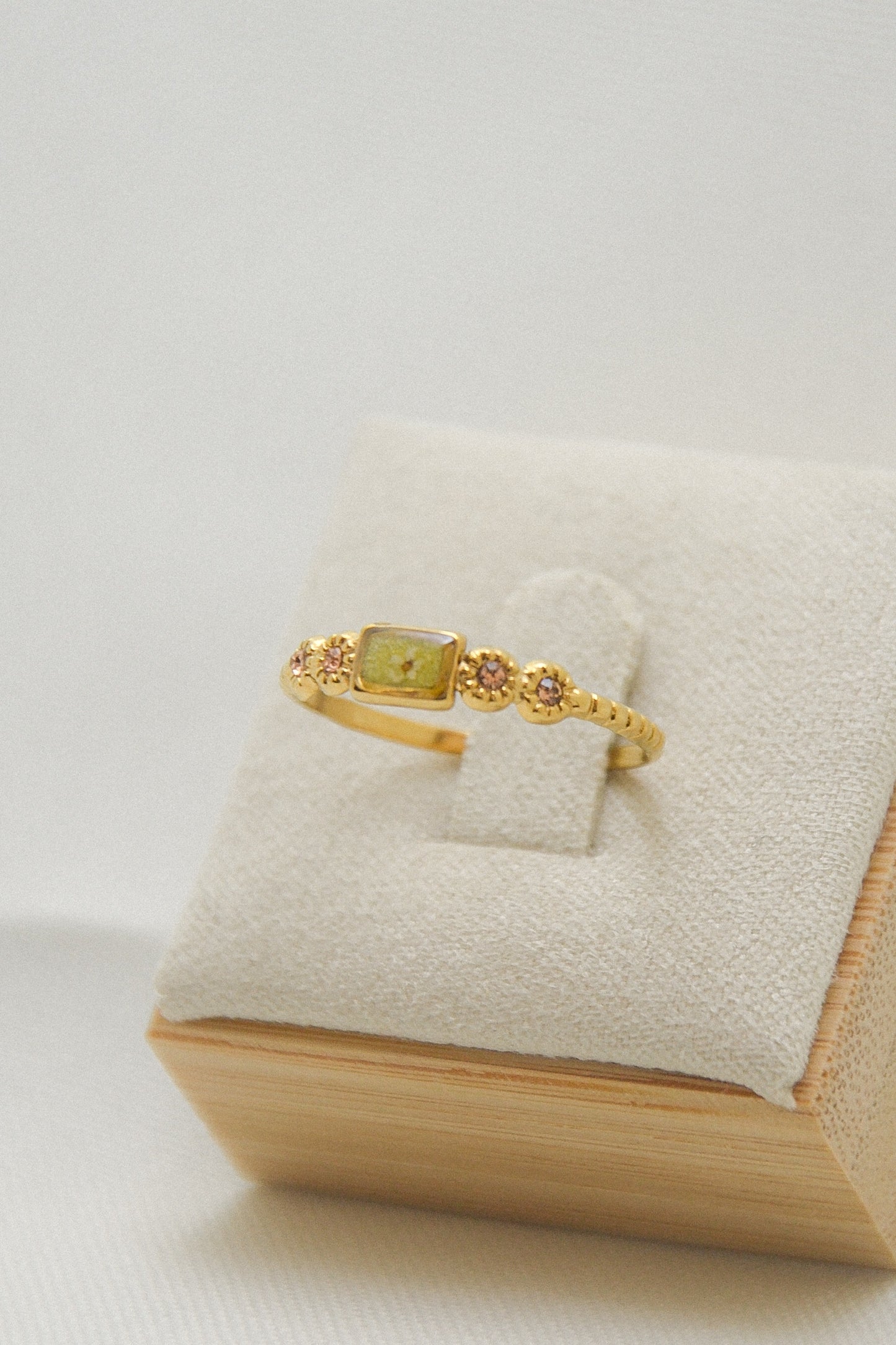 Flower ring