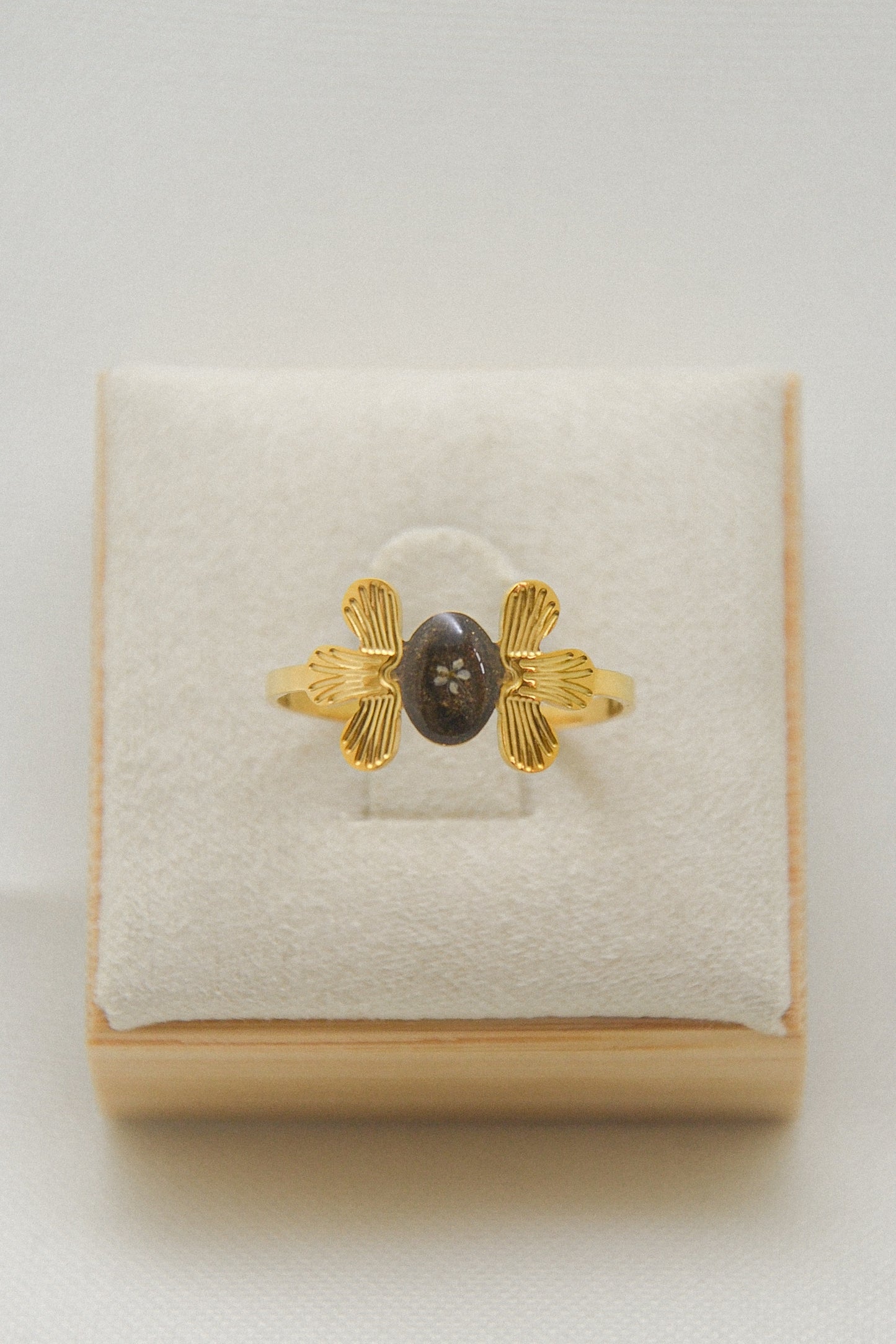 Flower ring