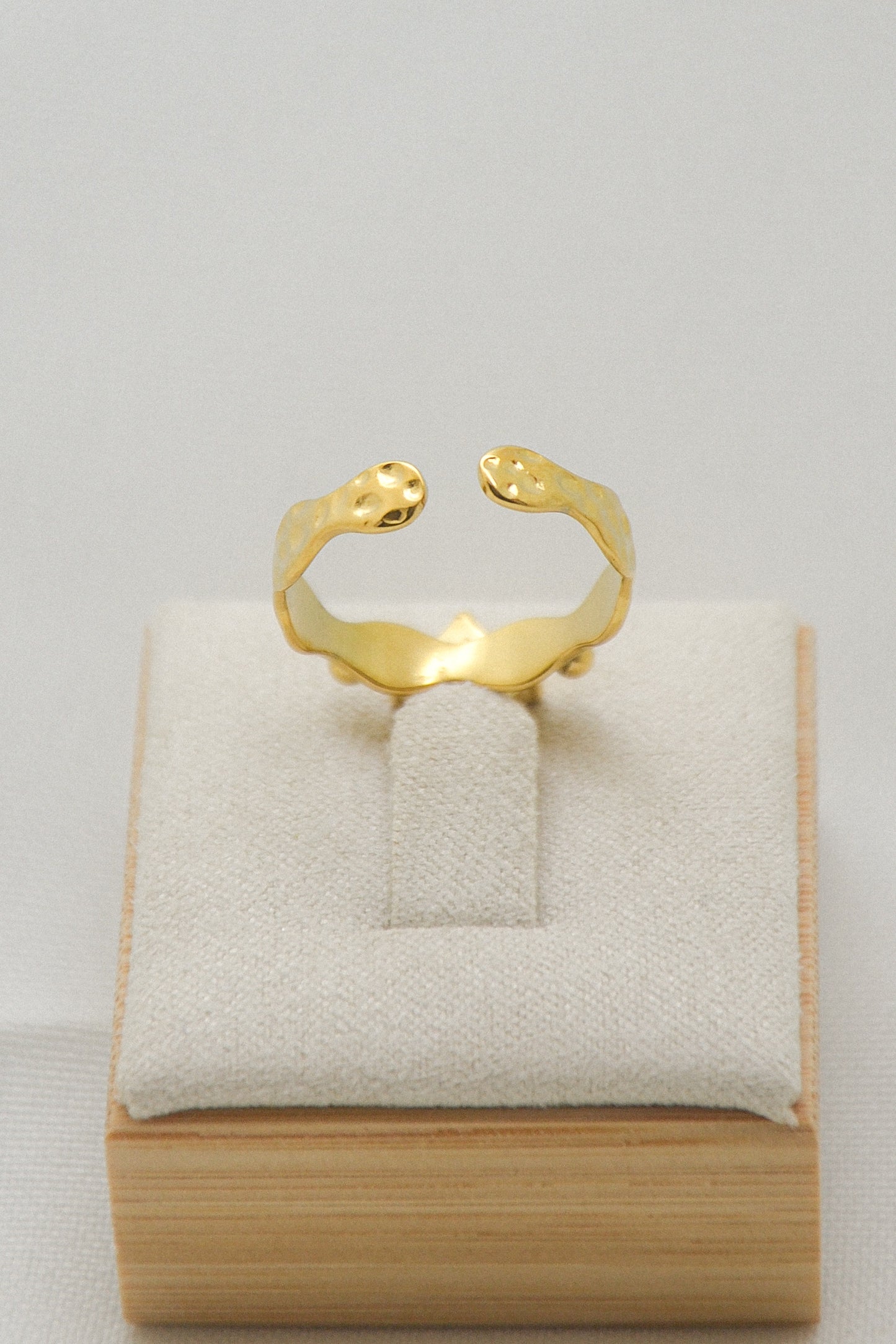 Flower ring