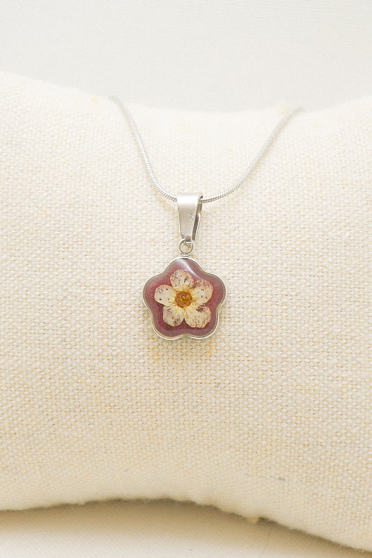 Flower necklace